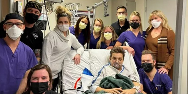 Jeremy Renner has continued to update fans on his recovery process.