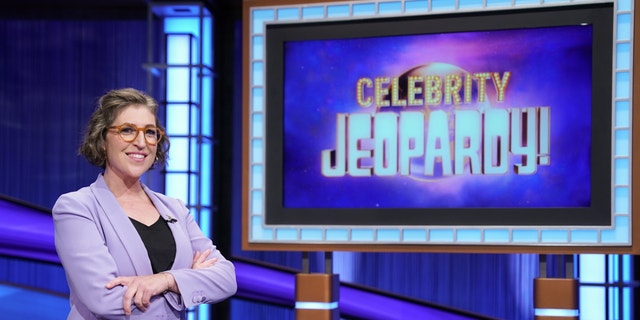 Mayim Bialik Jeopardy host