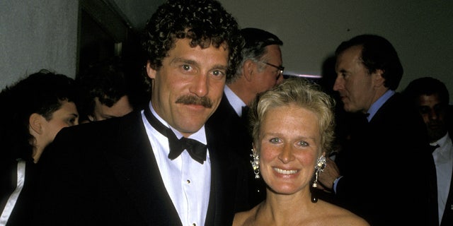 Glenn Close and John Starke at an Oscar's after party in 1988