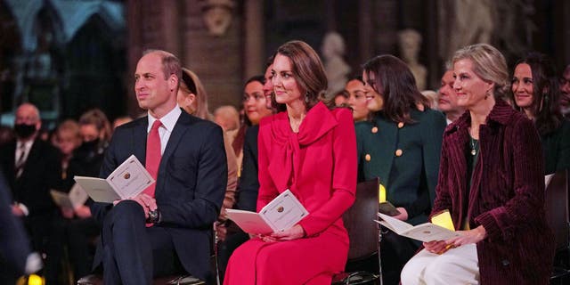 kate middleon prince william countess sophie at christmas concert 2021