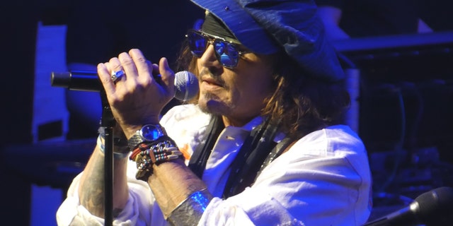 Johnny Depp performance